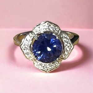 New Artisan Crafted Tanzanite Ring in Sterling Silver 925 , Flower Design
